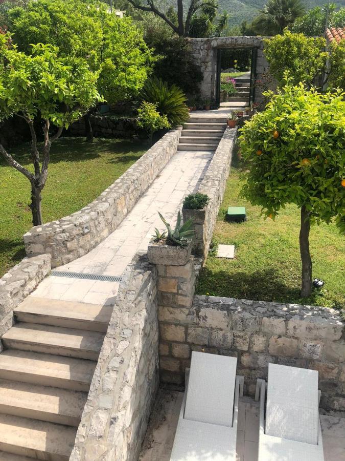 Charming Apartment For 3 Pax In Cavtat Exterior foto